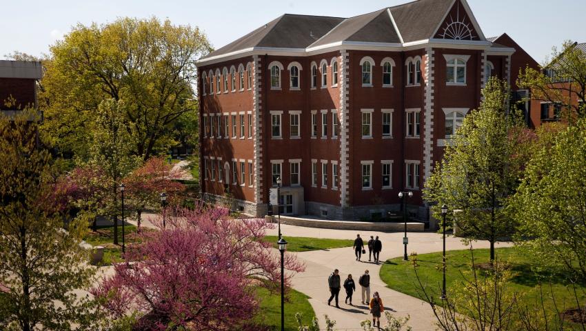 This is a photo of the University of Kentucky campus in spring. 